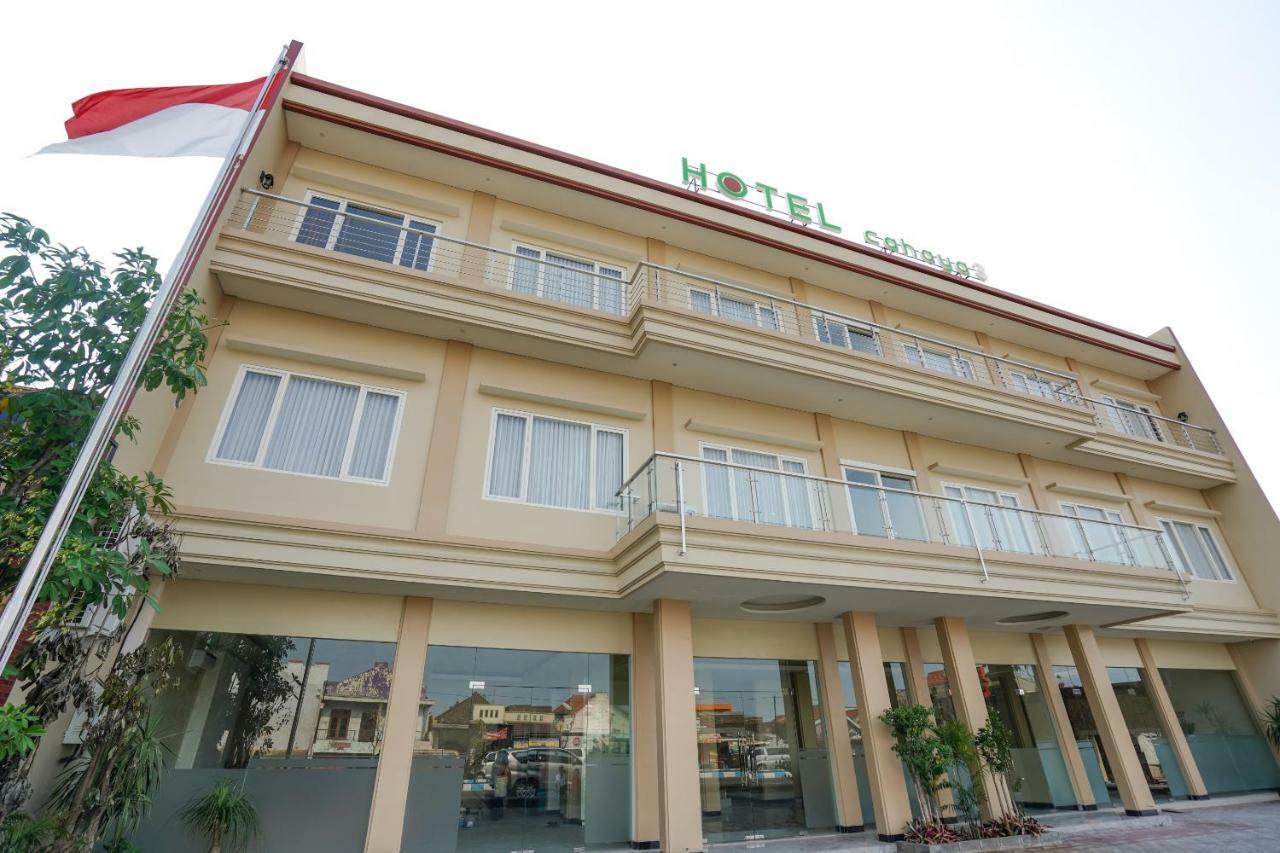 Oyo 1330 Hotel Cahaya 3 Surabaya Kültér fotó